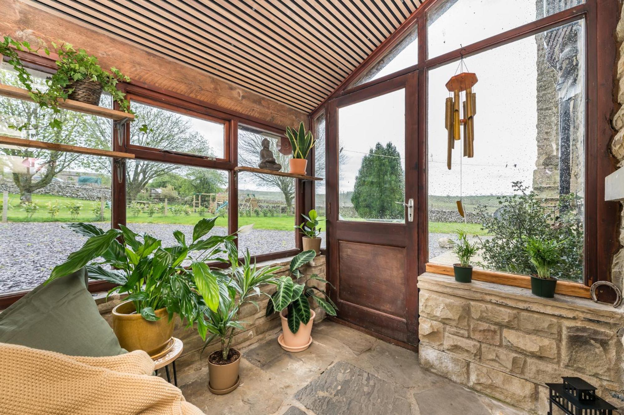 Central Malham Wellbeing Escape With Hot Tub Sleeps 8 외부 사진